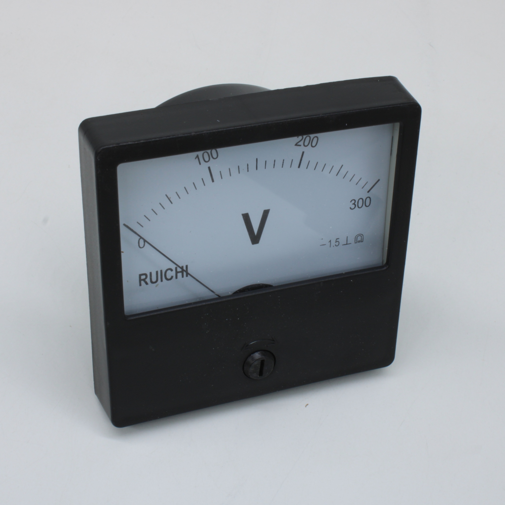 М42300     300В - Измерительная головка DCV 300V вертикального положения, класс точности 1,5