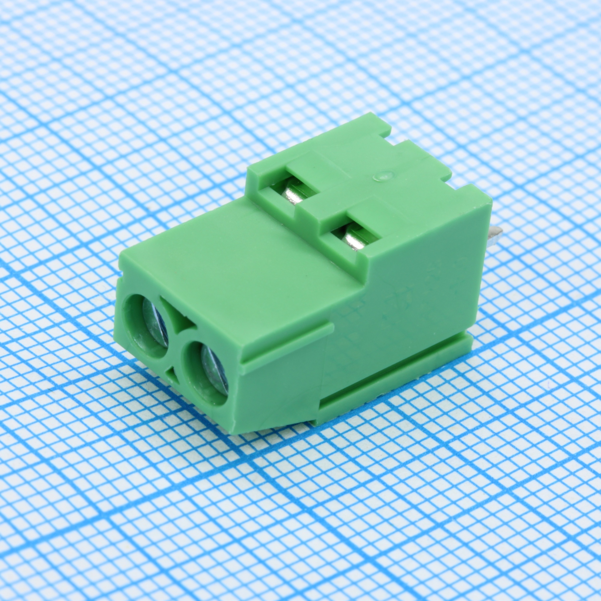 GT129-5.0-02P-14-00 - Винтовой клеммный блок c рельефной обоймой, 2 контакта. Серия GT129-5.0