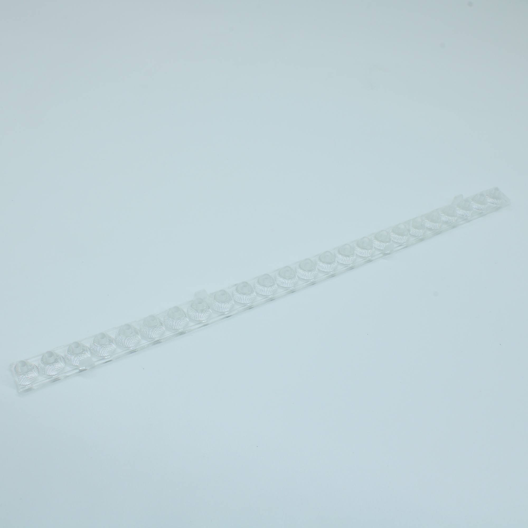 ASL280D15H24LED30G - Линейная линза для светодиодов 2835/3030, эфф=93%, ~30°, 280x15,5mm H:11,75mm, PMMA