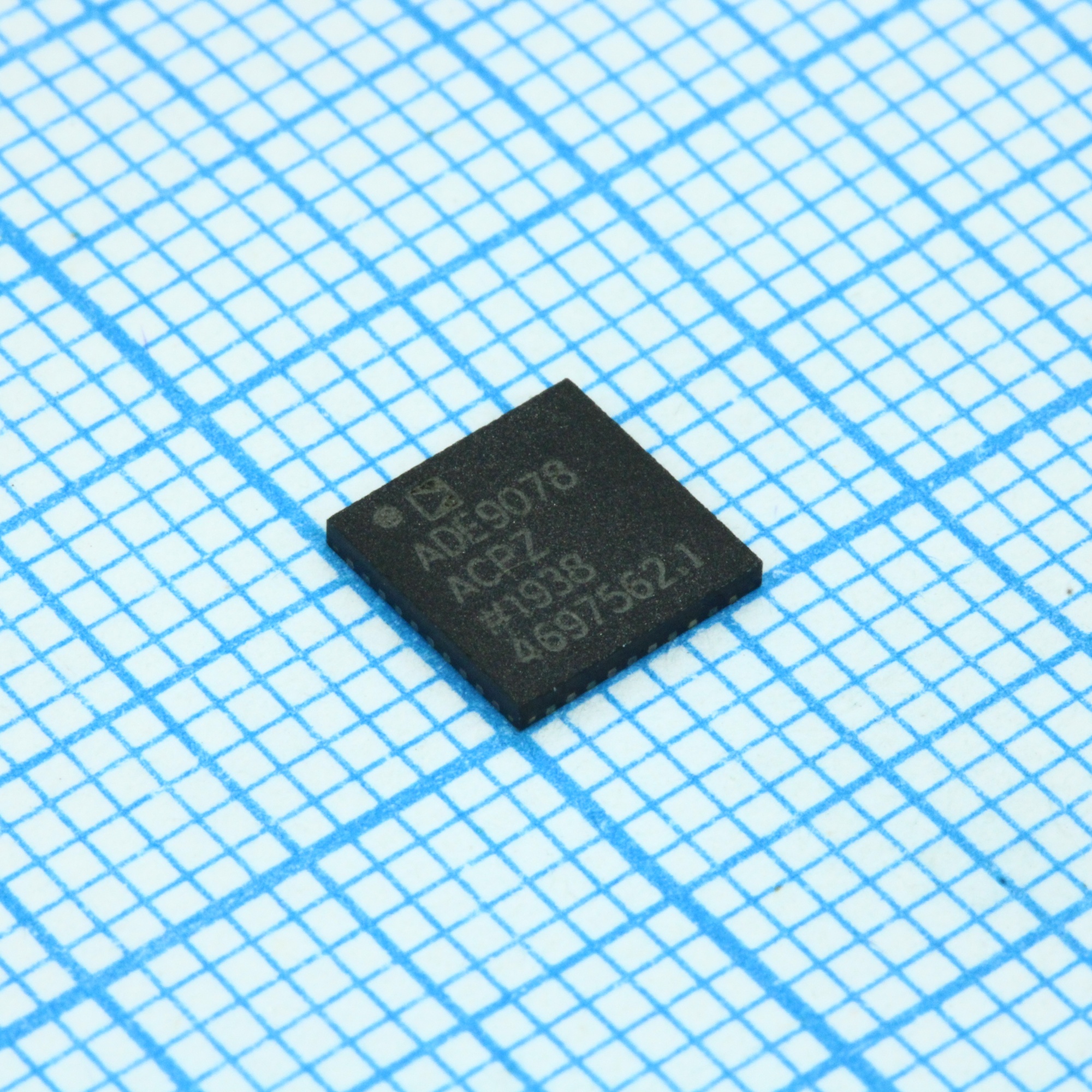 ADE9078ACPZ-RL - Многофазный счетчик электроэнергии