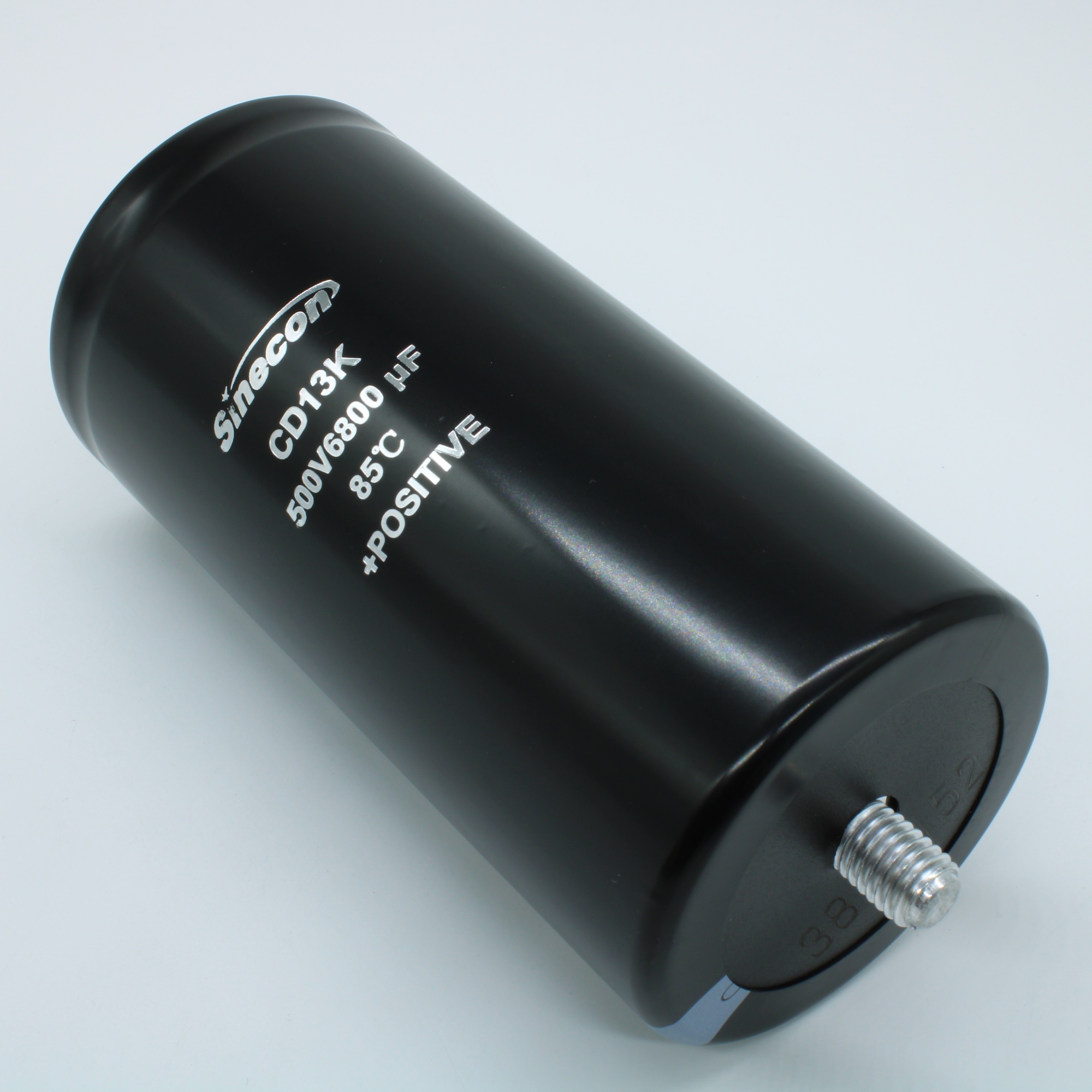 GBK682M2H76F5BZVG7S00 - Конденсатор алюминиевый электролитический с выводами под винт 500VDC, 6800 мкФ, 20%, 76*155 мм, 12000ч, 12A, со шпилькой