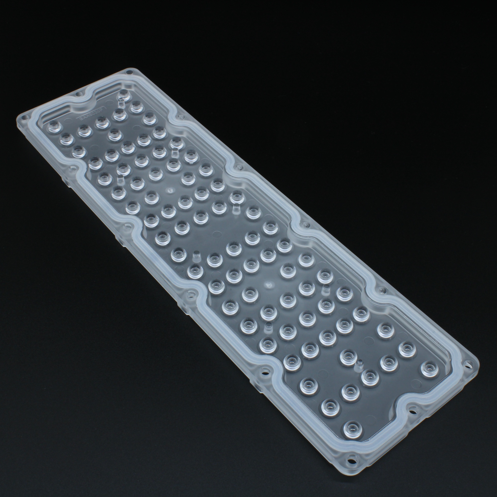 AJHB236D80LED30G - Групповая прямоугольная линза на 80 светодиода 3030/2835, эфф=90%, диаграмма 30°, 236x70mm   H:7,1mm, PC-1250Z