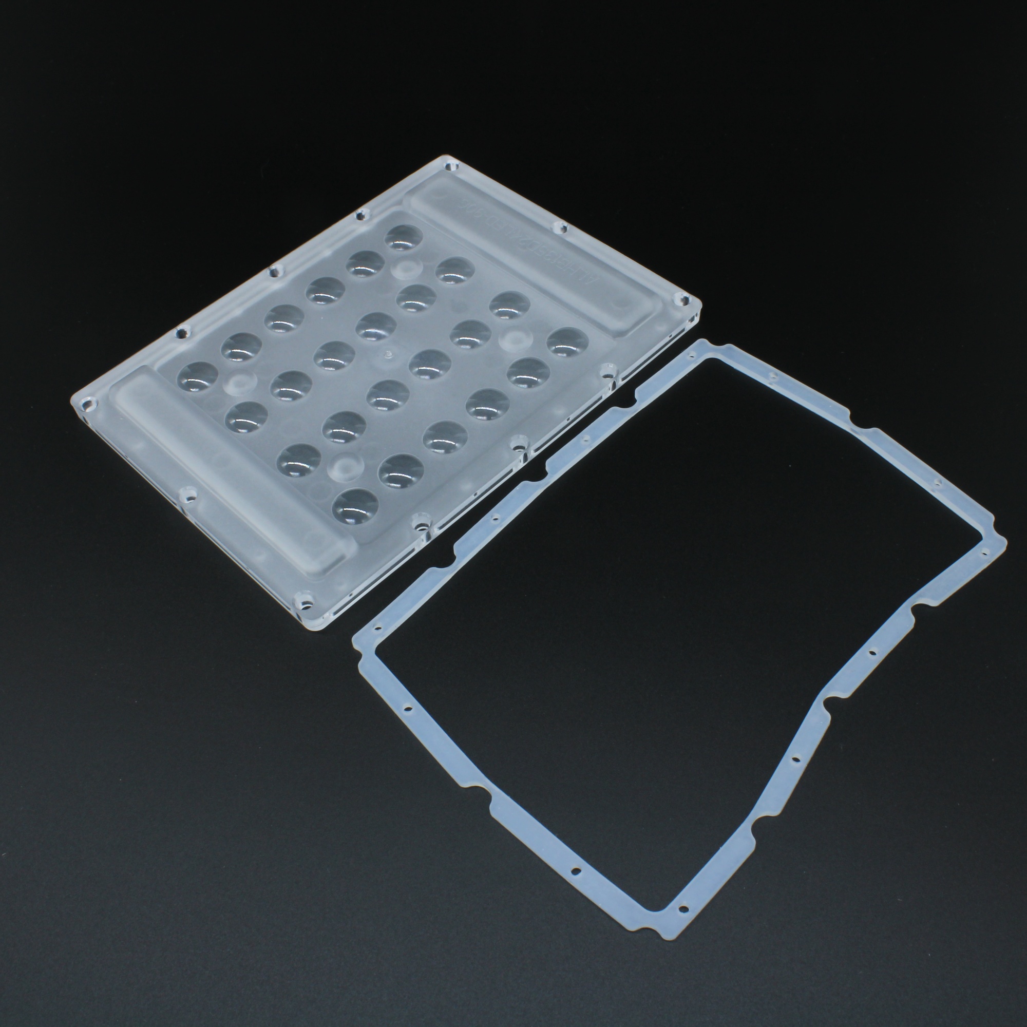 ALHB135D24LED90G - Групповая прямоугольная линза 4x6 на 24 светодиода 3030/5050, эфф=90%, диаграмма 90°, 135x100mm   H:11.4mm, PC-1250Z