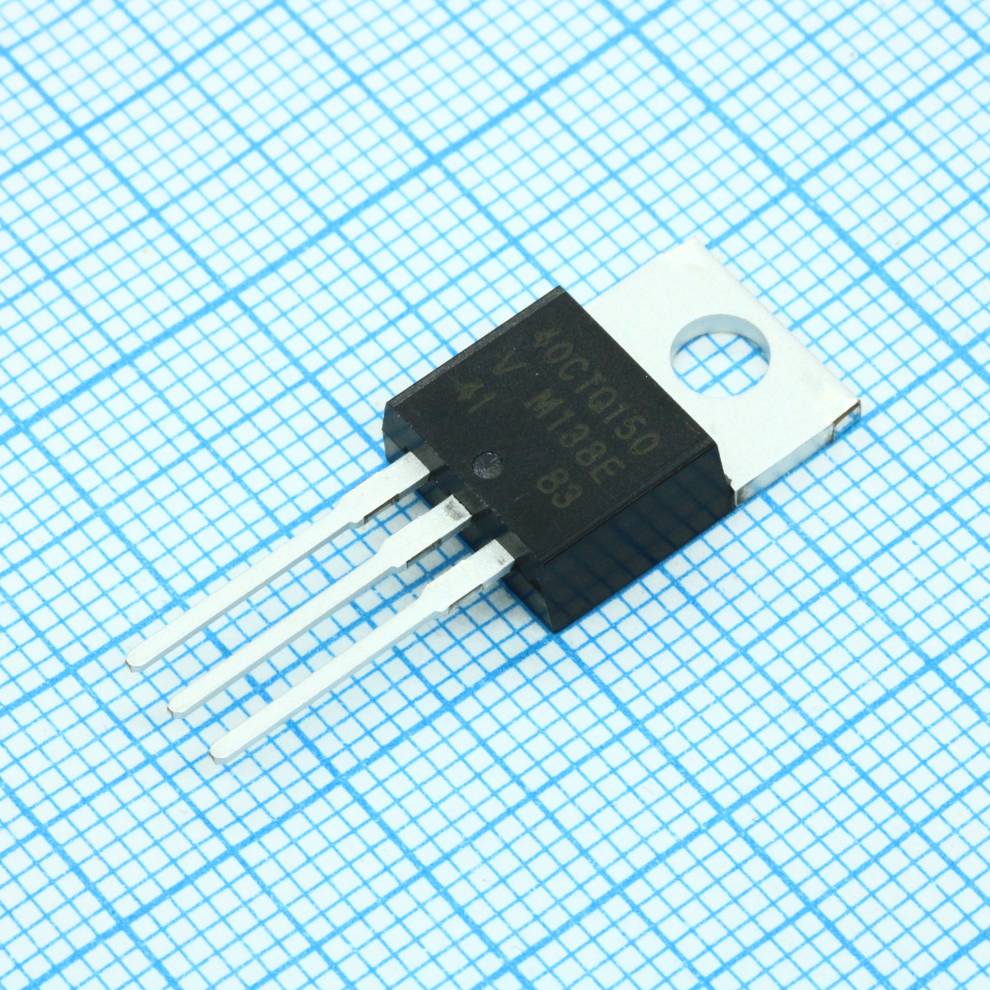 VS-40CTQ150-M3 - Диод Шоттки х2 150V 2x20A 0.71V общ. катод