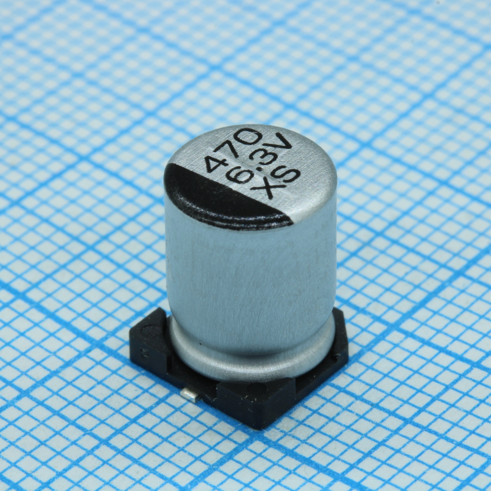 TS13C00J471MJT000R - Конденсатор алюминиевый электролитический 470мкФ 6.3В ±20% (8х10.5мм) SMD 230мА 2000часов 85°С лента на катушке