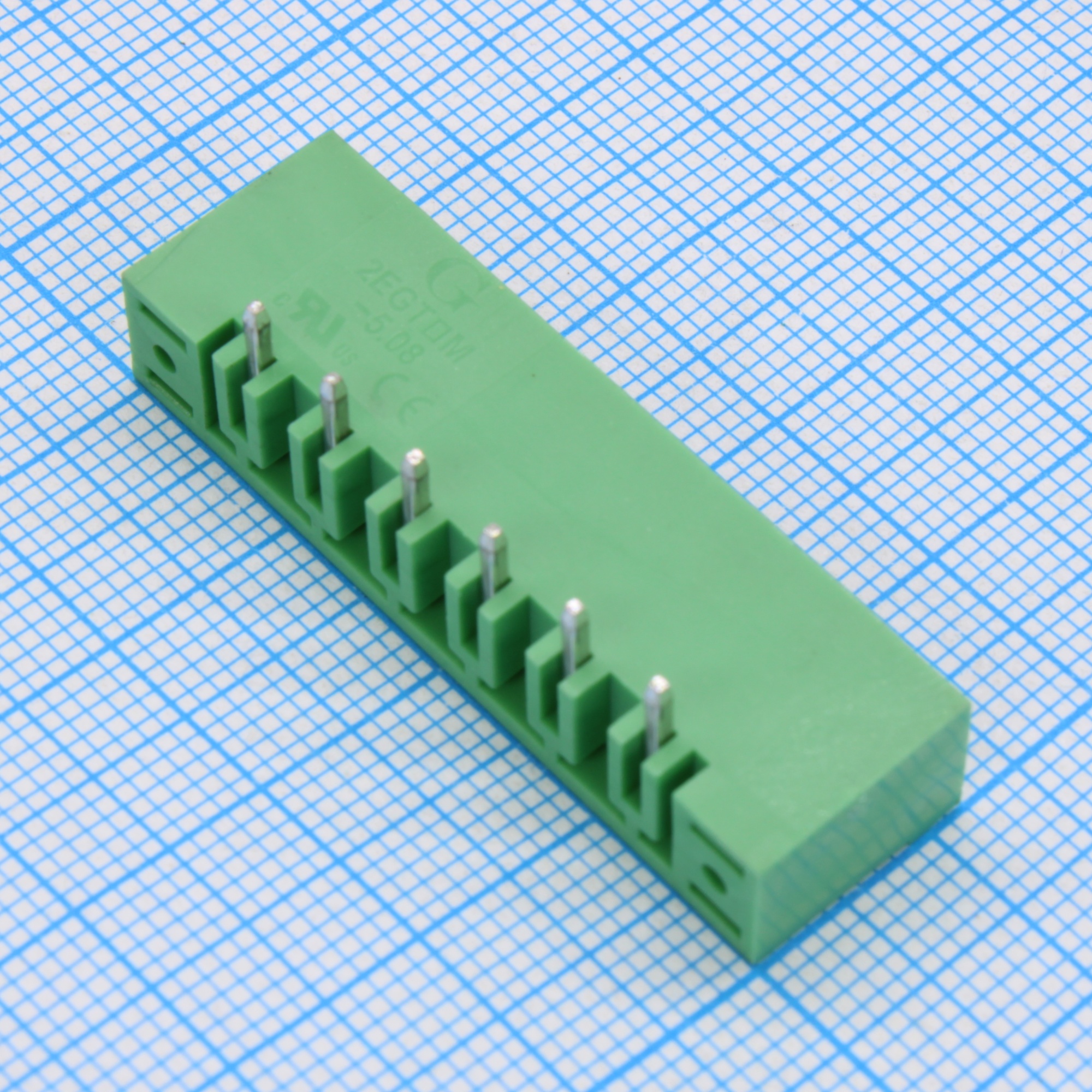 2EGTRM-5.08-06P-14-00 - Разъемный клеммный блок на плату, 6 контактов. Серия 2EGTRM-5.08