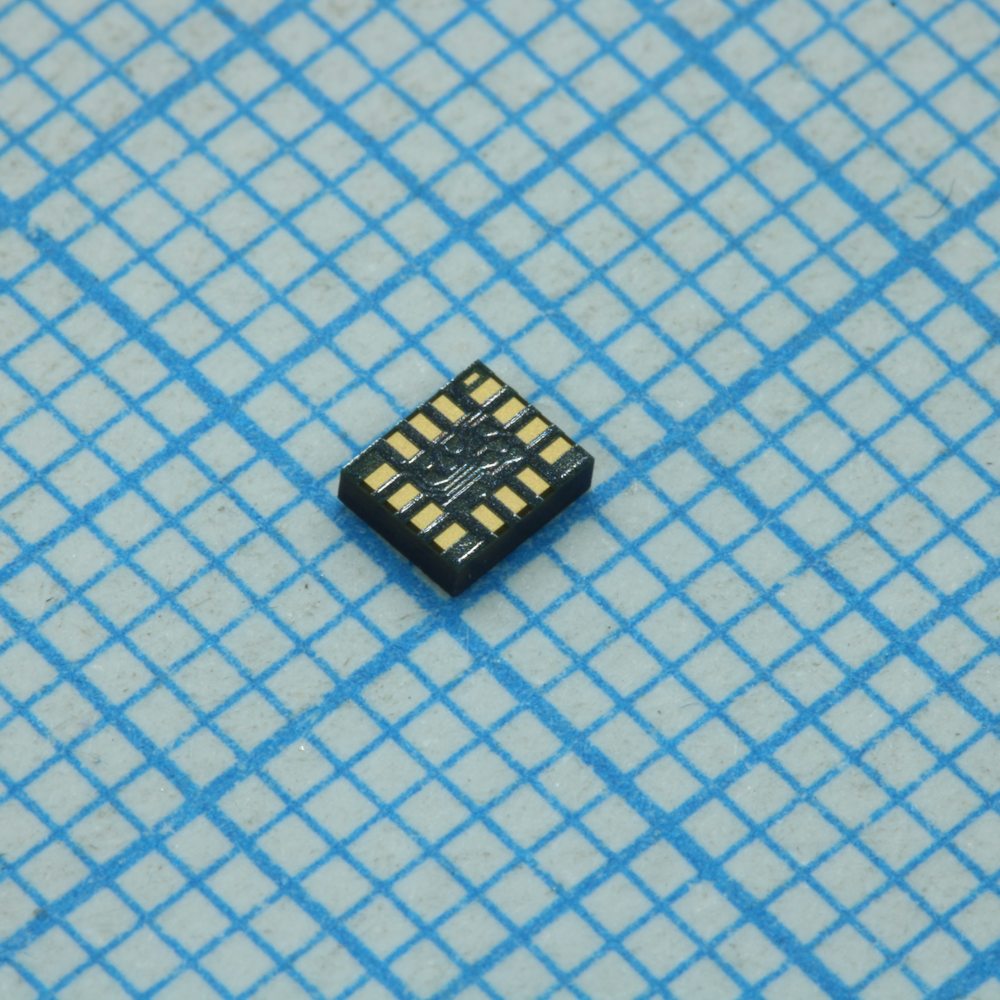 BMI270 - Датчик положения/гироскоп LGA-14(2.5x3x0.5мм)