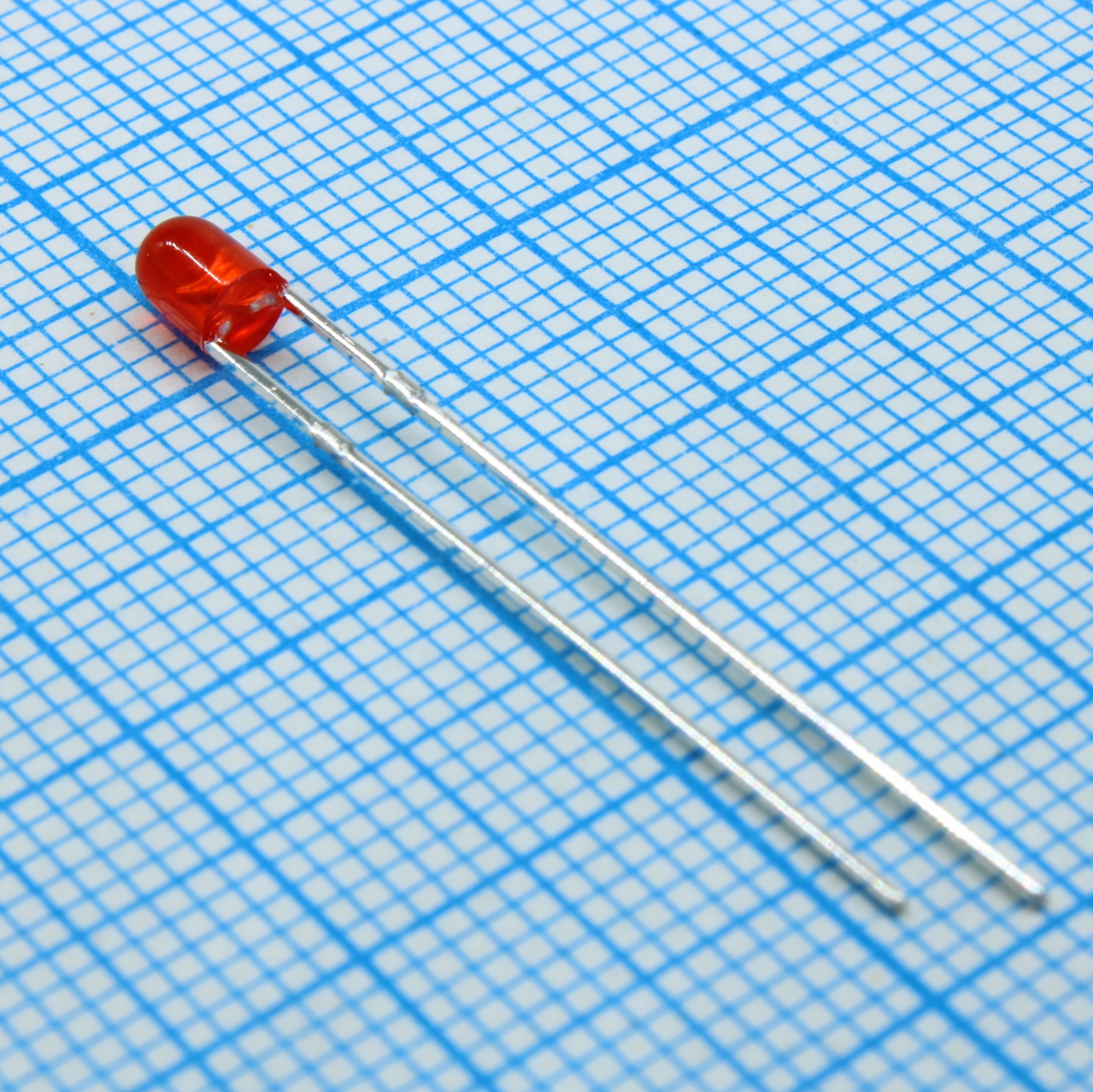 FYL-3004SRD1L - Светодиод 3мм/красный/625нм/50мкд/40°