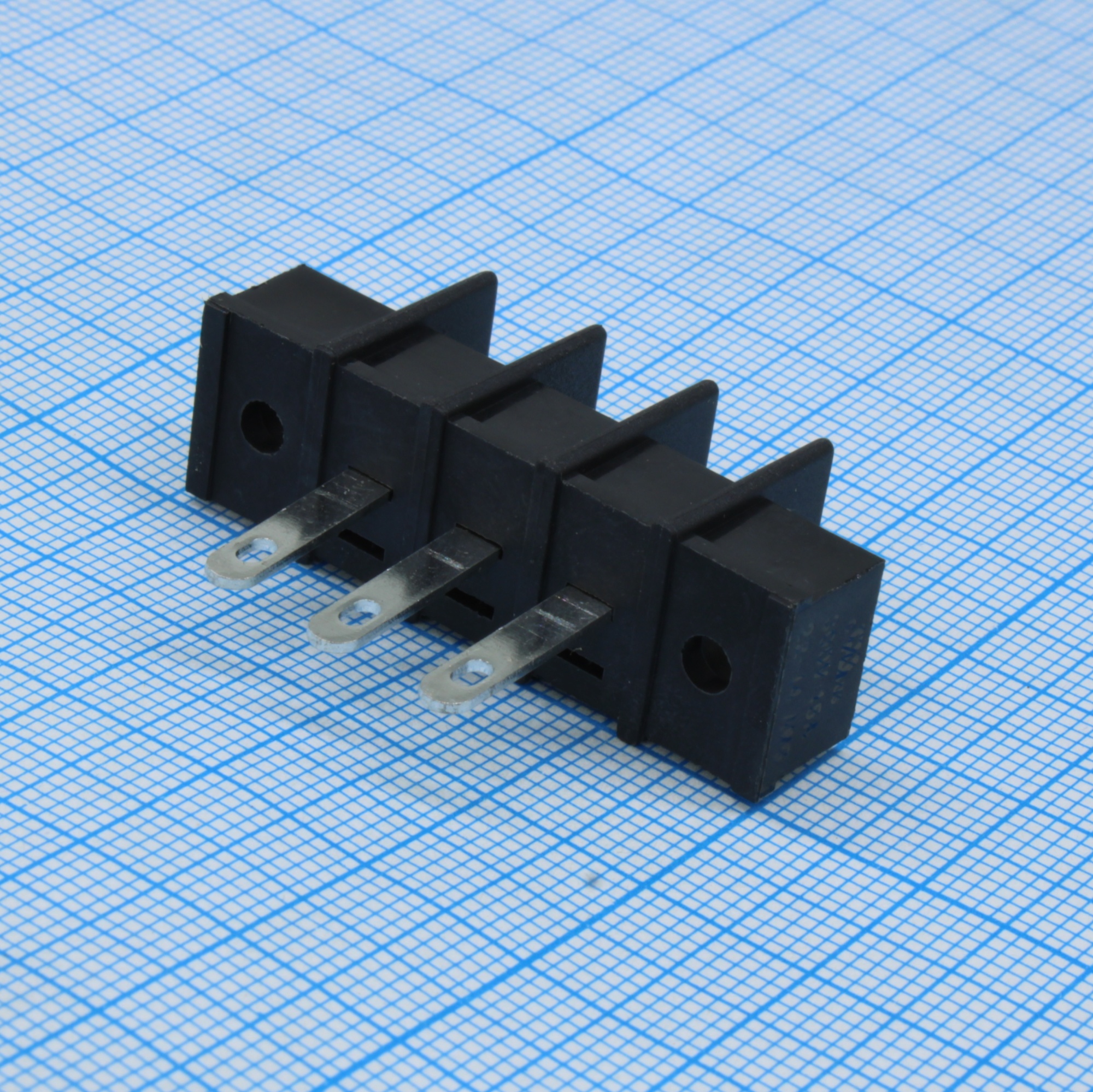 GT25H-A-03P-13-00 - Барьерный клеммный блок 3 контакта. Серия GT25H-A