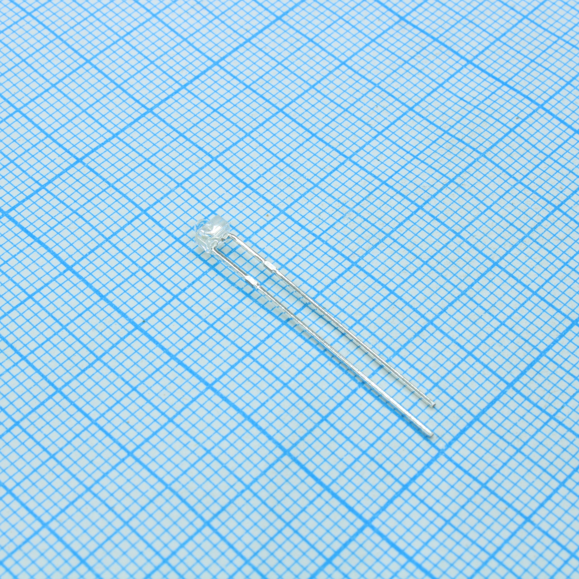 FYL-1804SUGC1A - Светодиод 1,8мм зелёный ультра, прозрачный 568нм 500мКд 40°