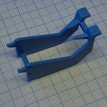 097.01 - Пластмассовая прижимная скоба для розетки 97.01 и 97.02