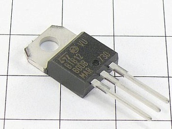 Тиристор BTB12-600B