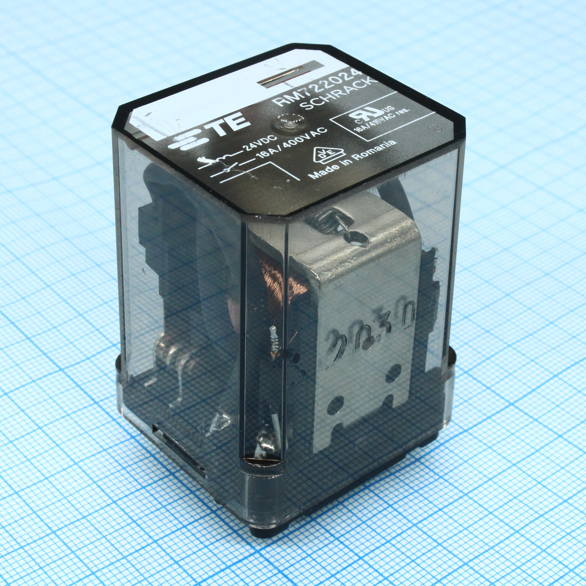 3-1415546-2 - Силовое реле, Uобм 24 В DC, 3 переключающих контакта, 16 А AC