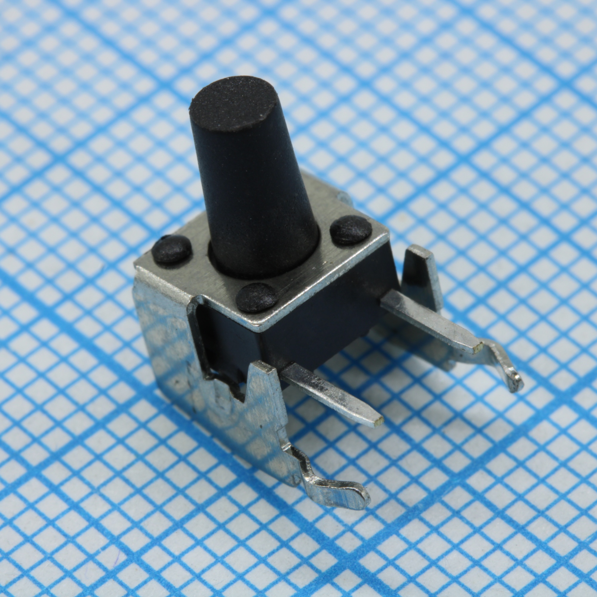 DS1041-21-2083KKA16020 - Кнопка тактильная угловая OFF-(ON), 0.1 А (ТНT)