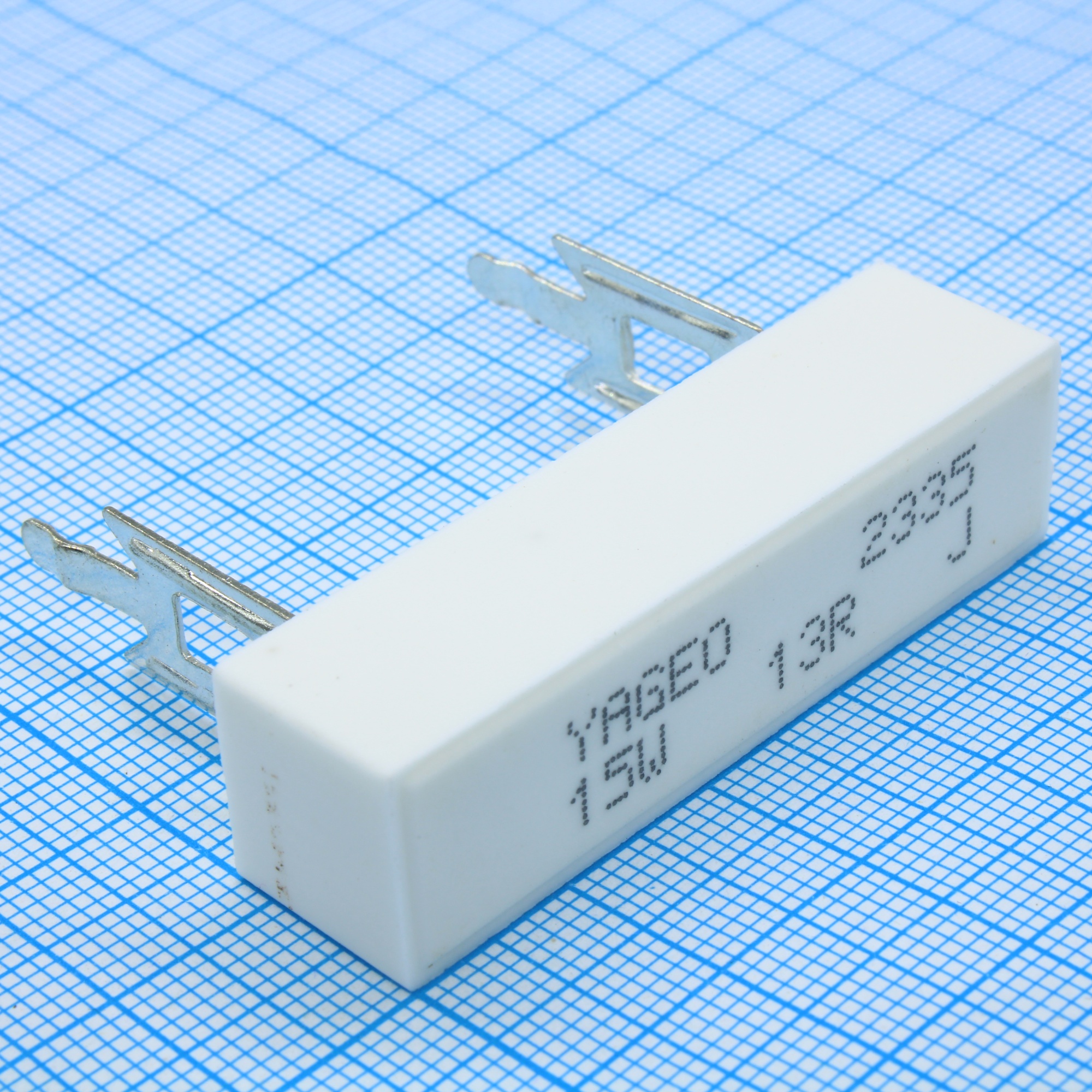 SQZ15AJB-13R - Резистор керамический цементный радиальный (SQZ) 15Вт 13Ом ±5%
