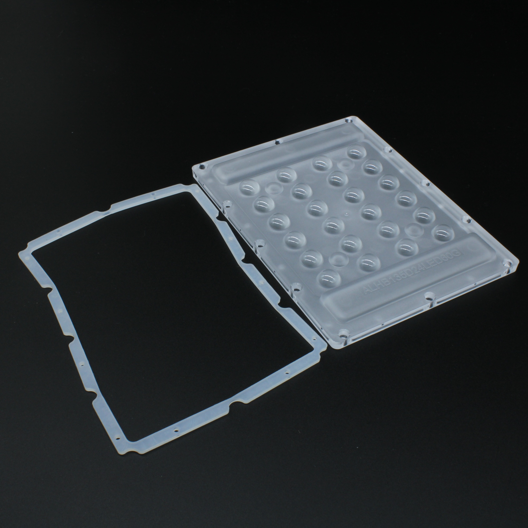 ALHB135D24LED60G - Групповая прямоугольная линза 4x6 на 24 светодиода 3030/3535/5050, эфф=90%, диаграмма 60°, 135x100mm   H:7.95mm, PC-1250Z