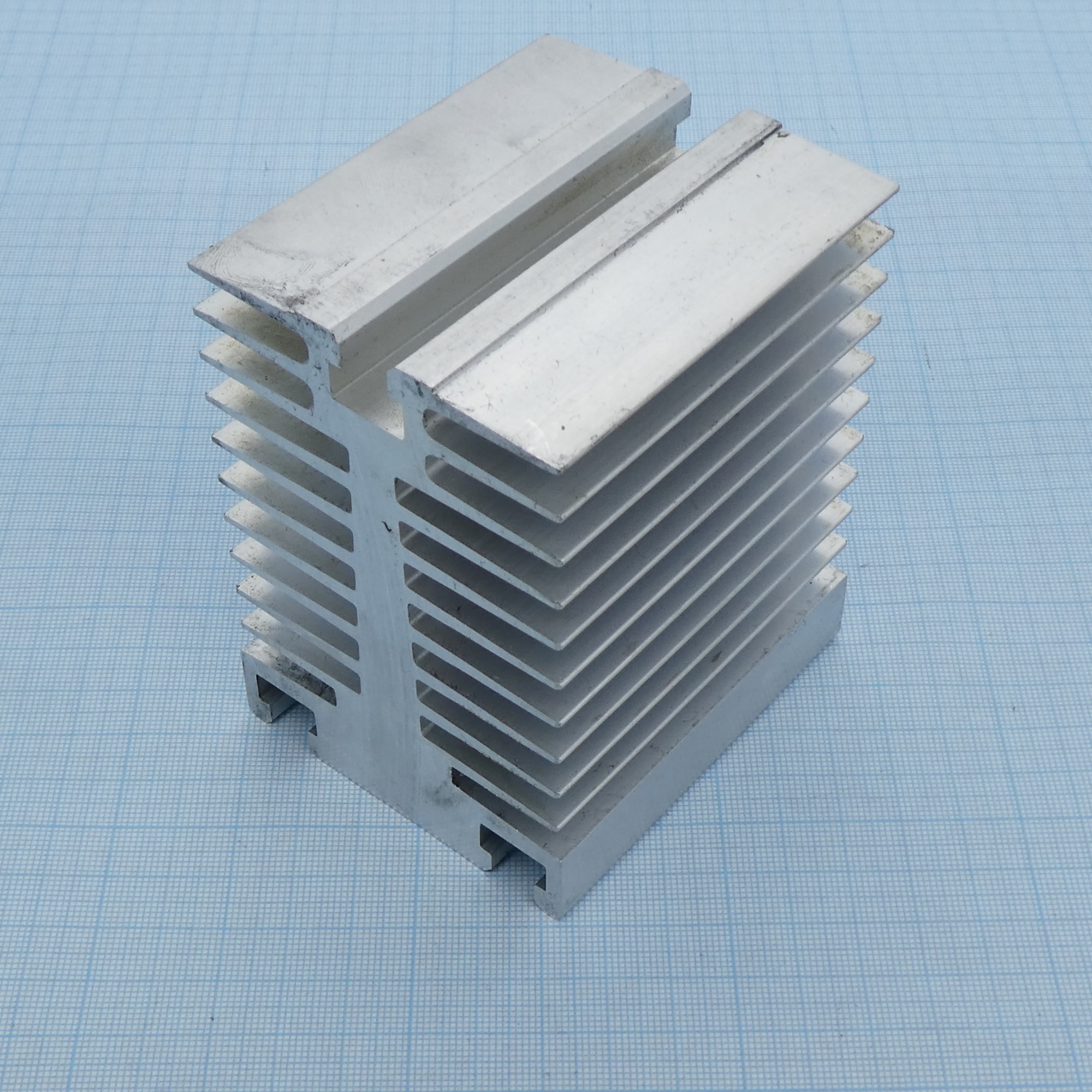 ОХЛАДИТЕЛЬ 0171  М20/1.5 - (70*80*100) 80 Вт